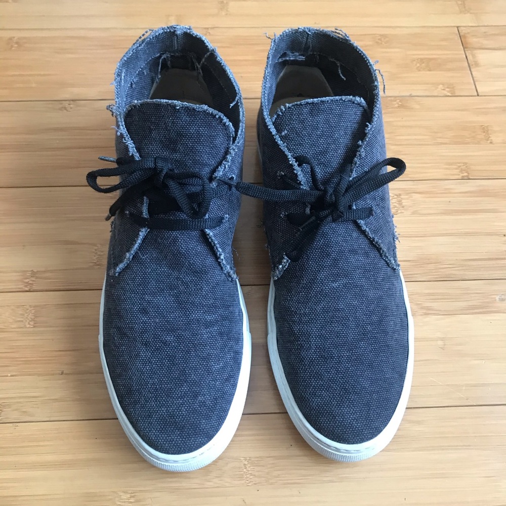 Barneys New York Canvas Sneakers Size 11 M